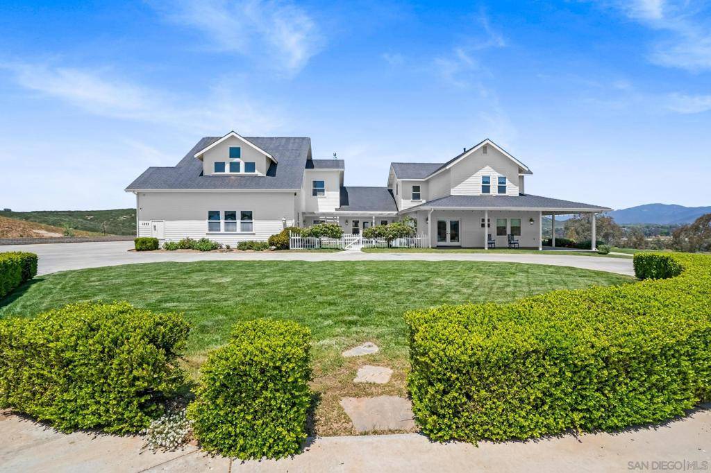 1293 Avenida Naranja, Ramona, CA 92065