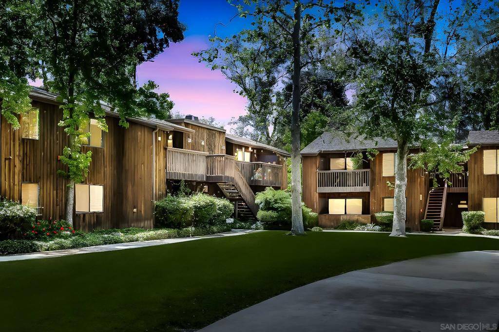 2157 Arnold Way #624, Alpine, CA 91901