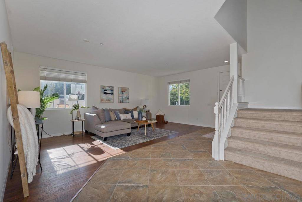 Vista, CA 92084,1889 Autumn Ln