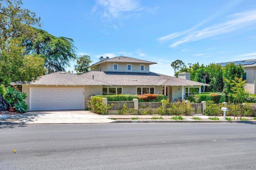 La Jolla, CA 92037,1211 W Muirlands Dr