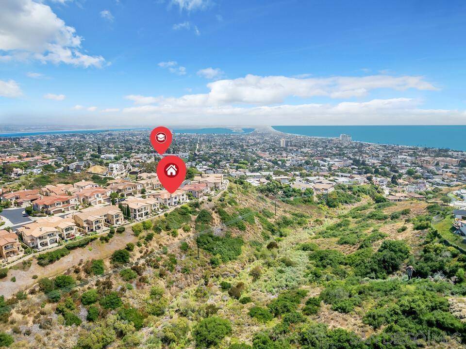 La Jolla, CA 92037,5438 Caminito Bayo