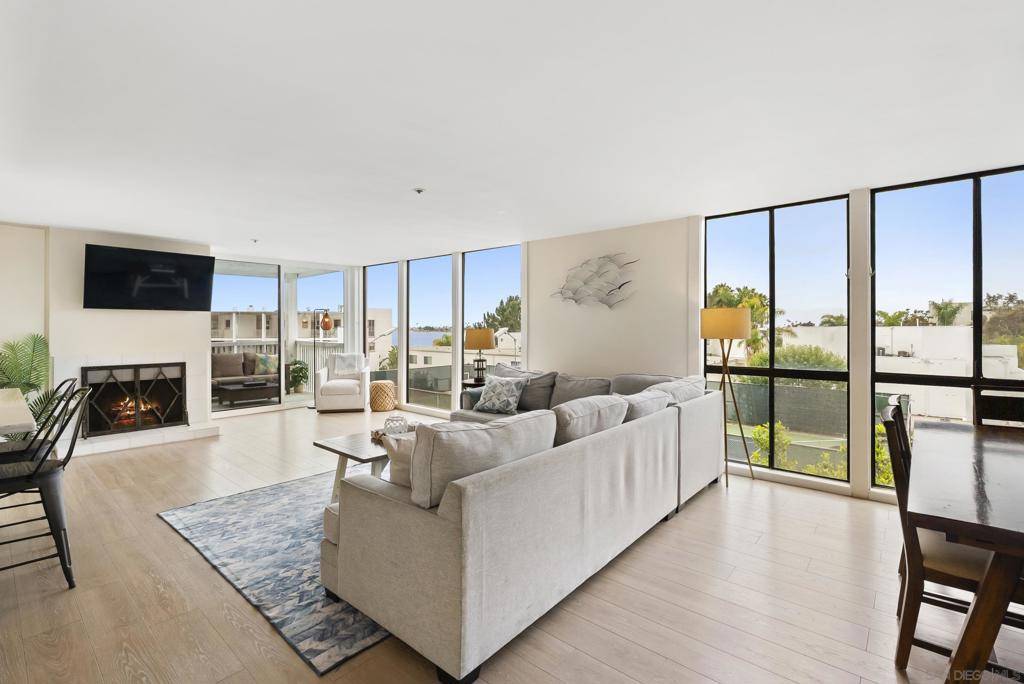 1335 La Palma #K3, San Diego, CA 92109