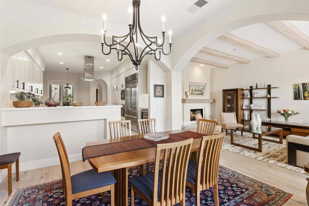 La Jolla, CA 92037,7715 Ivanhoe Ave