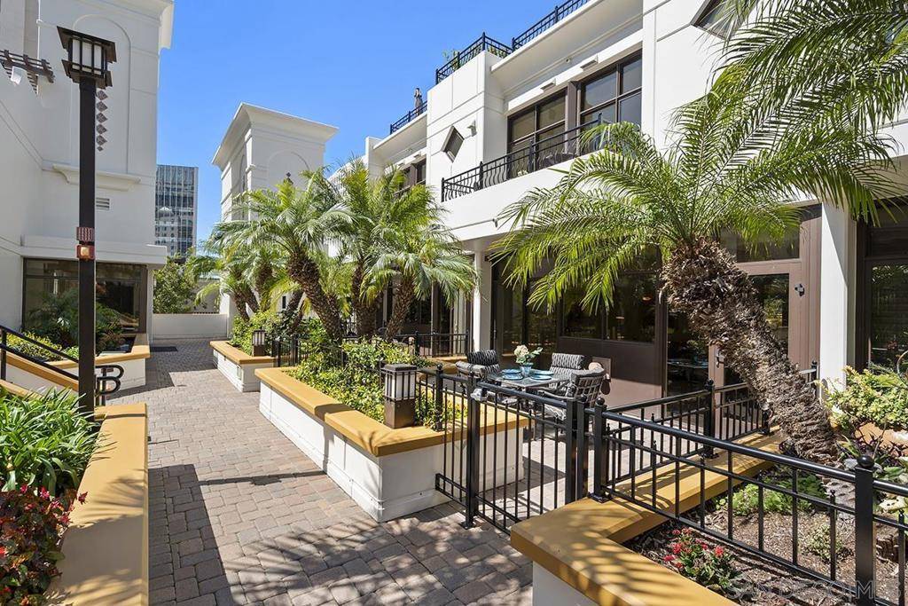 San Diego, CA 92101,700 W Harbor Drive #TH 9