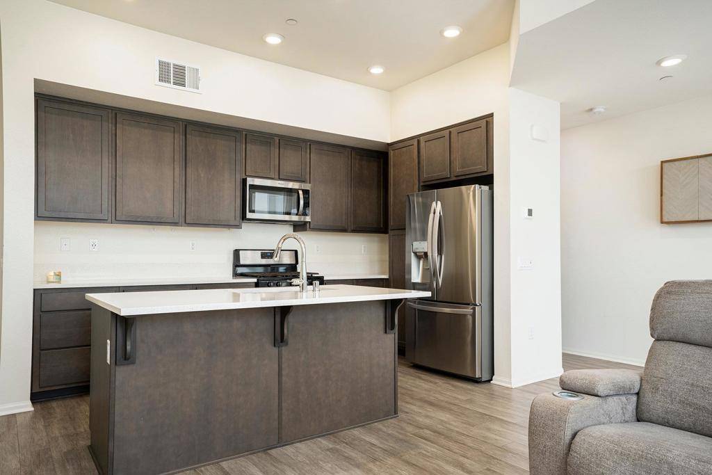 Chula Vista, CA 91915,2011 Luzon Ln #2