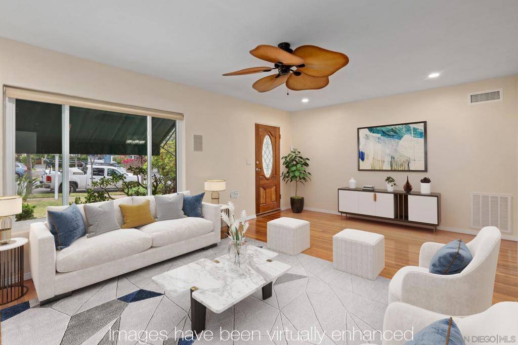 Coronado, CA 92118,309 11 E Ave