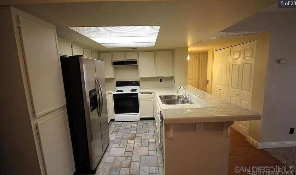 San Diego, CA 92115,5885 El Cajon Blvd #301