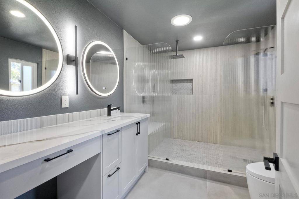 Vista, CA 92084,1026 Eucalyptus Ave