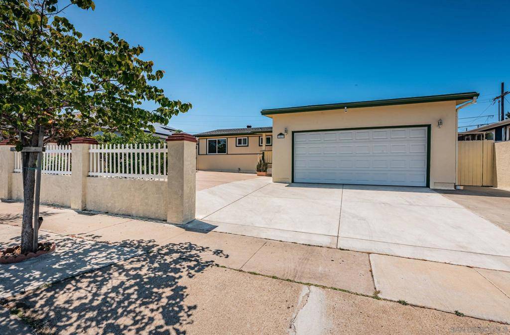 San Diego, CA 92111,7467 Bagdad