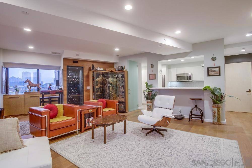 San Diego, CA 92101,100 Harbor Drive #605