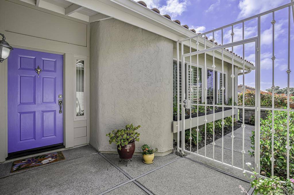 La Jolla, CA 92037,6375 Via Cabrera