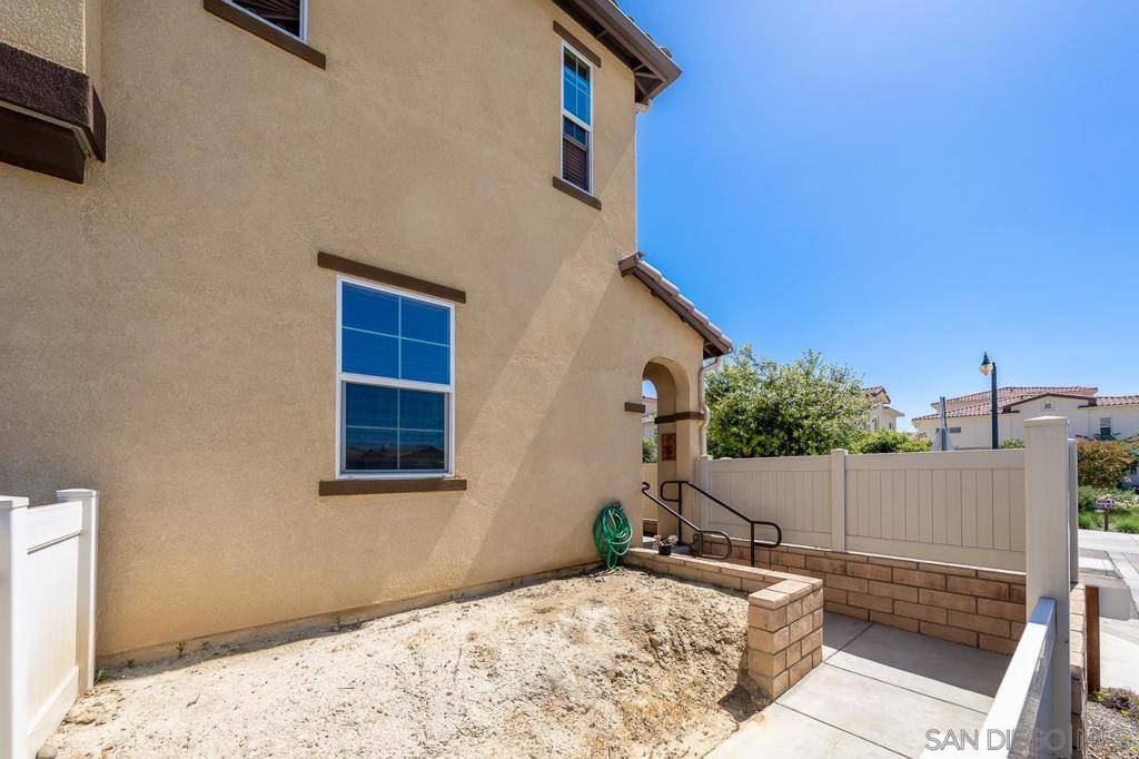 Chula Vista, CA 91913,1709 Santa Carolina #2