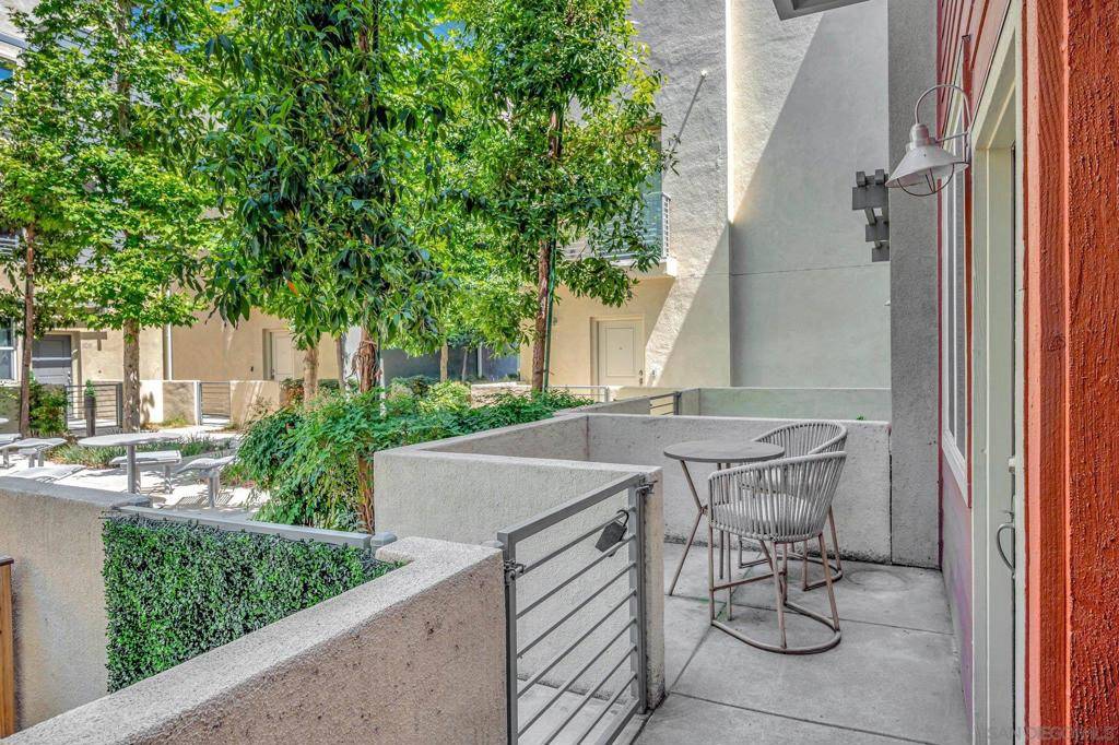Escondido, CA 92025,316 Antoni Glen #906