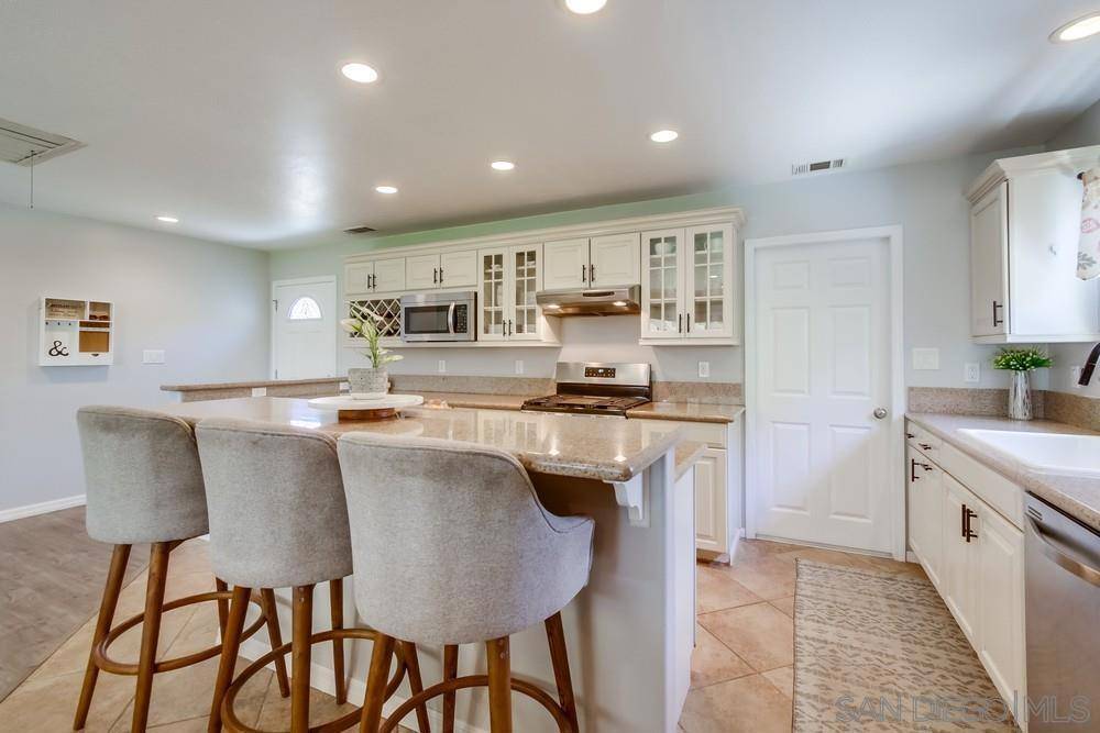 San Diego, CA 92111,4294 Caledonia Dr