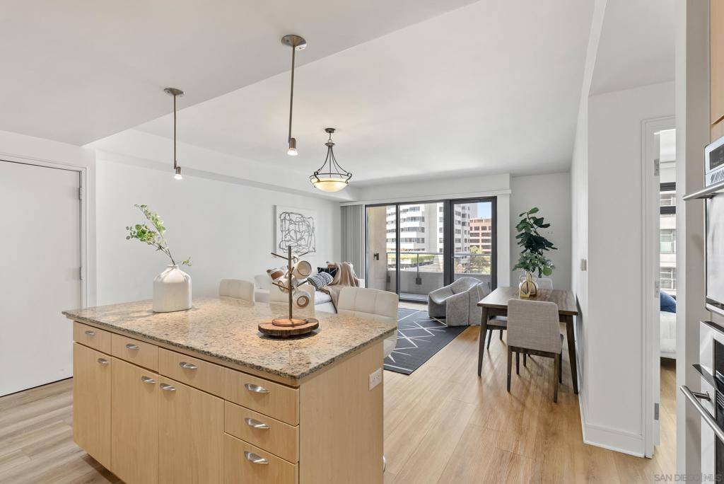 San Diego, CA 92101,645 Front St #710