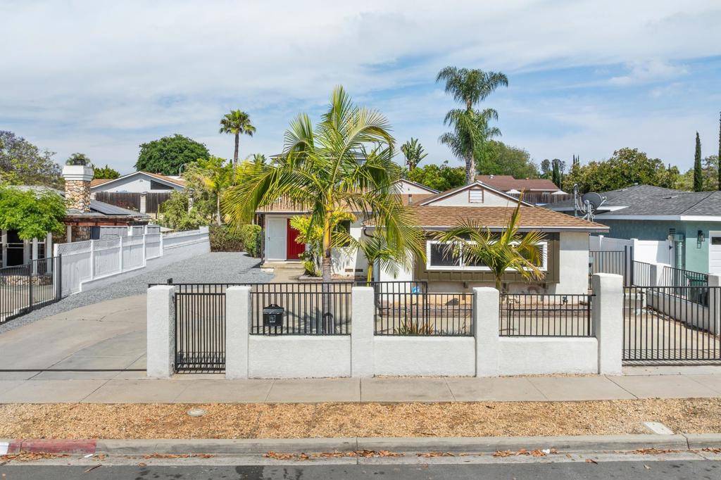 San Diego, CA 92120,6611 Crawford
