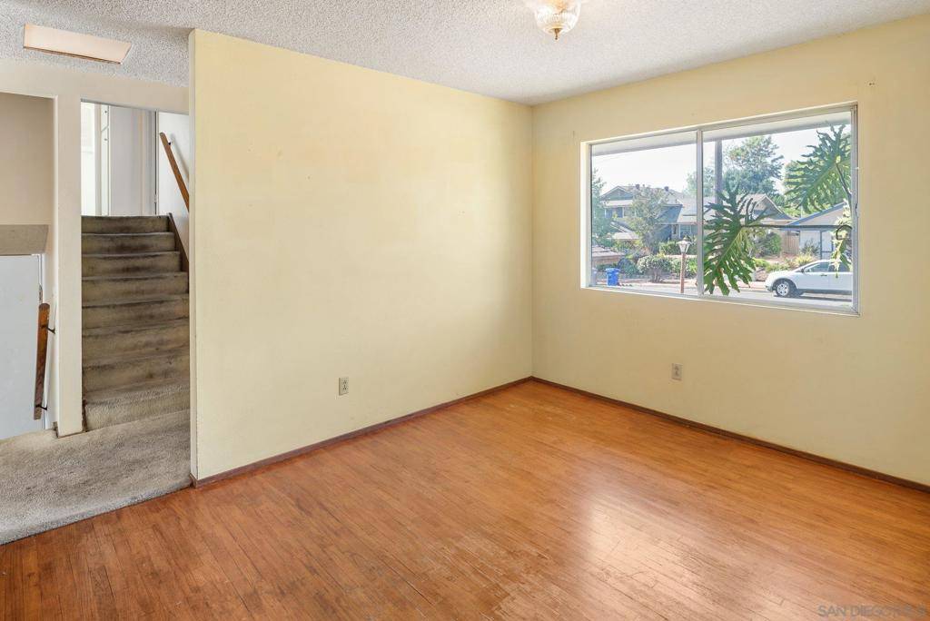 La Mesa, CA 91942,7575 Seton Hall St