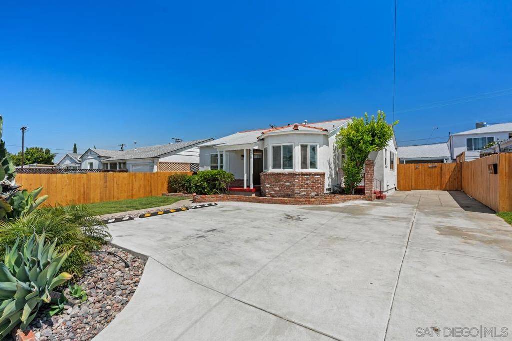 San Diego, CA 92115,6926 28 Amherst St