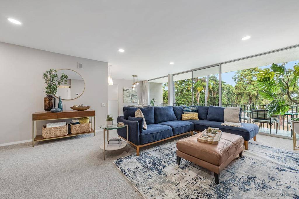 San Diego, CA 92103,3200 6th Avenue #307