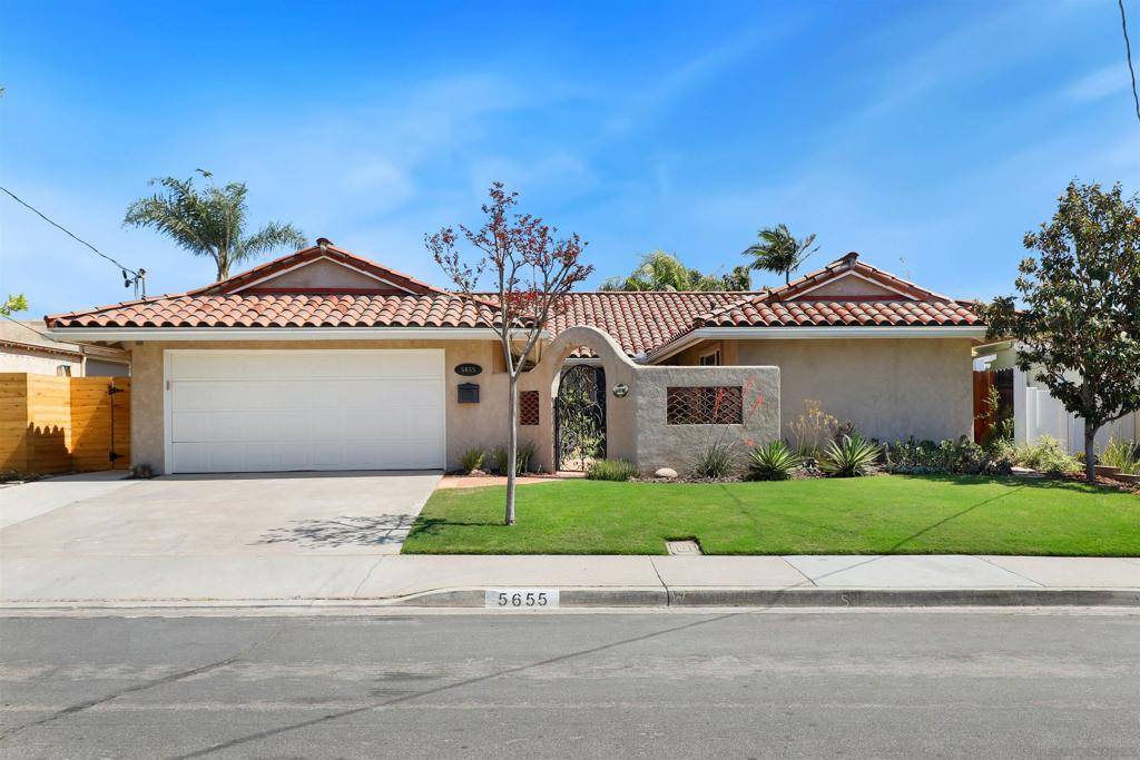 5655 Lone Star Dr, San Diego, CA 92120