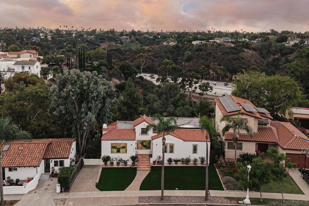 San Diego, CA 92116,4033 S Hempstead Cir