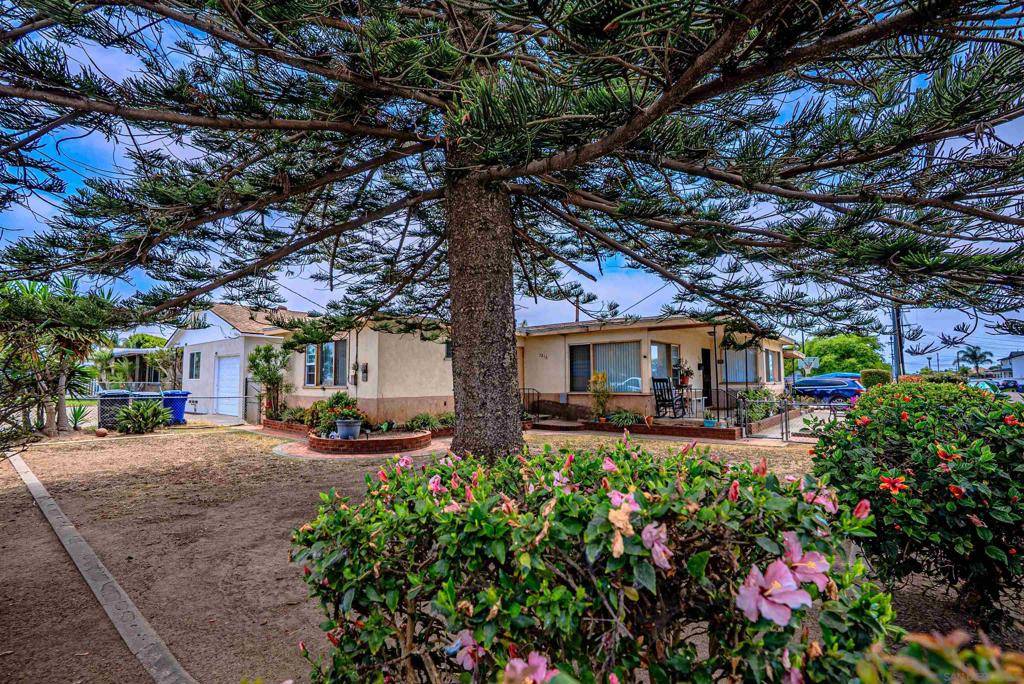 1216 1216 1/2 11th St., Imperial Beach, CA 91932
