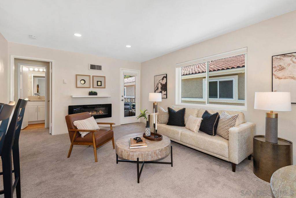 San Diego, CA 92122,7545 Charmant #1314