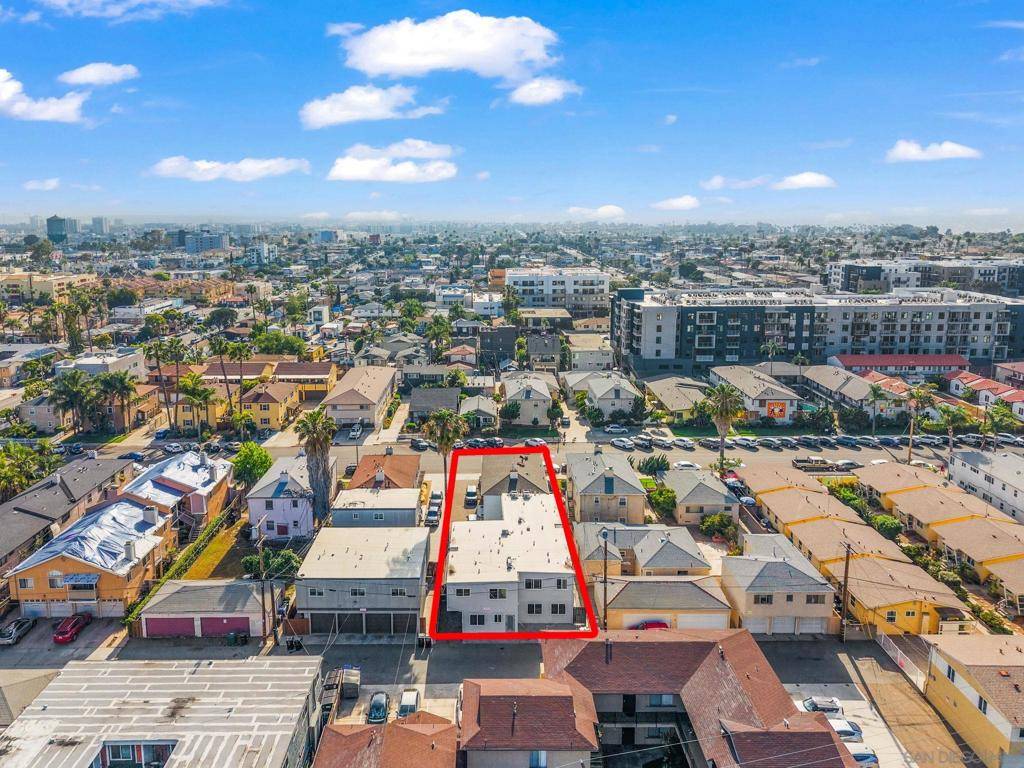 San Diego, CA 92116,4449 Illinois St