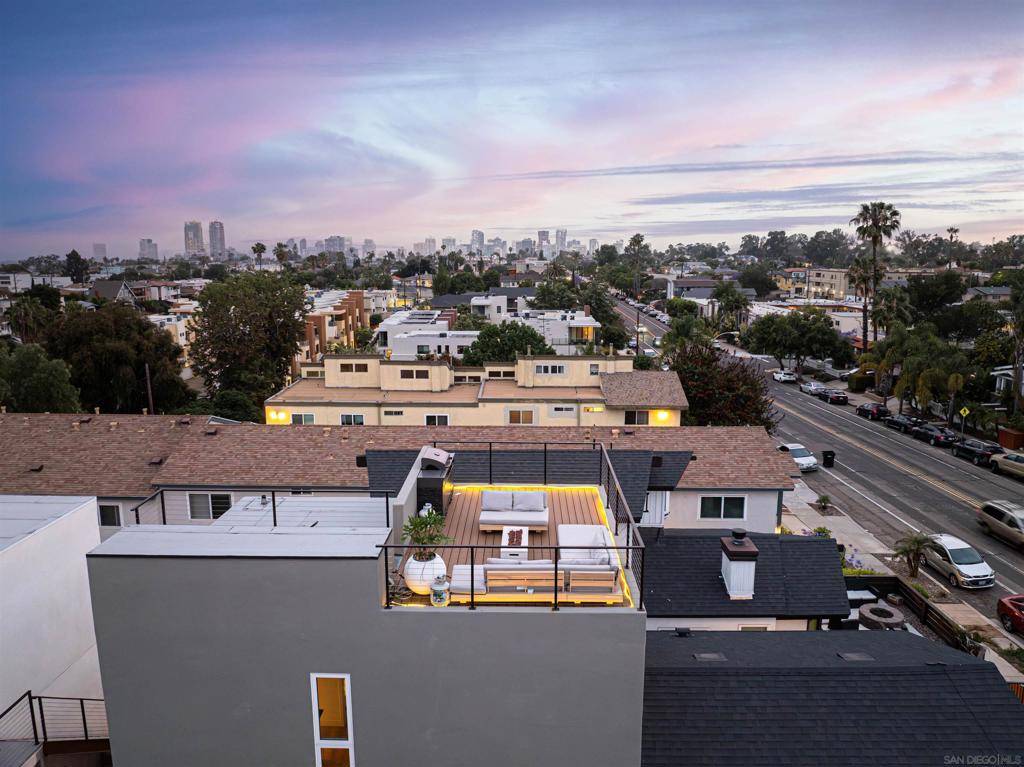 San Diego, CA 92102,2945 B St