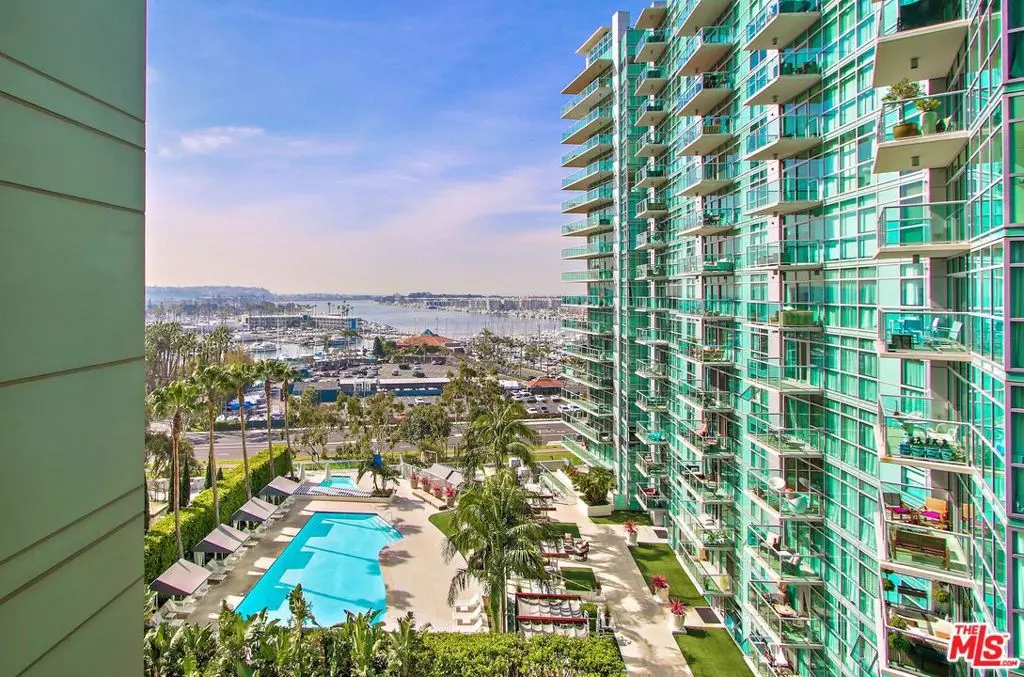 Marina Del Rey, CA 90292,13650 Marina Pointe DR #1005