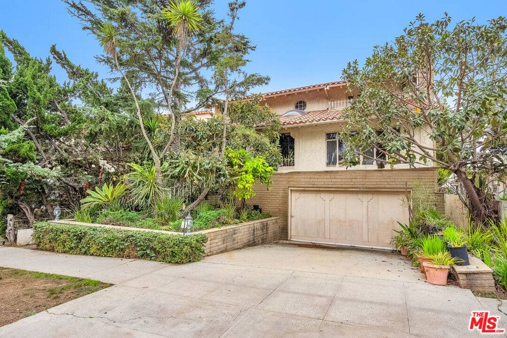 848 15th ST #2, Santa Monica, CA 90403