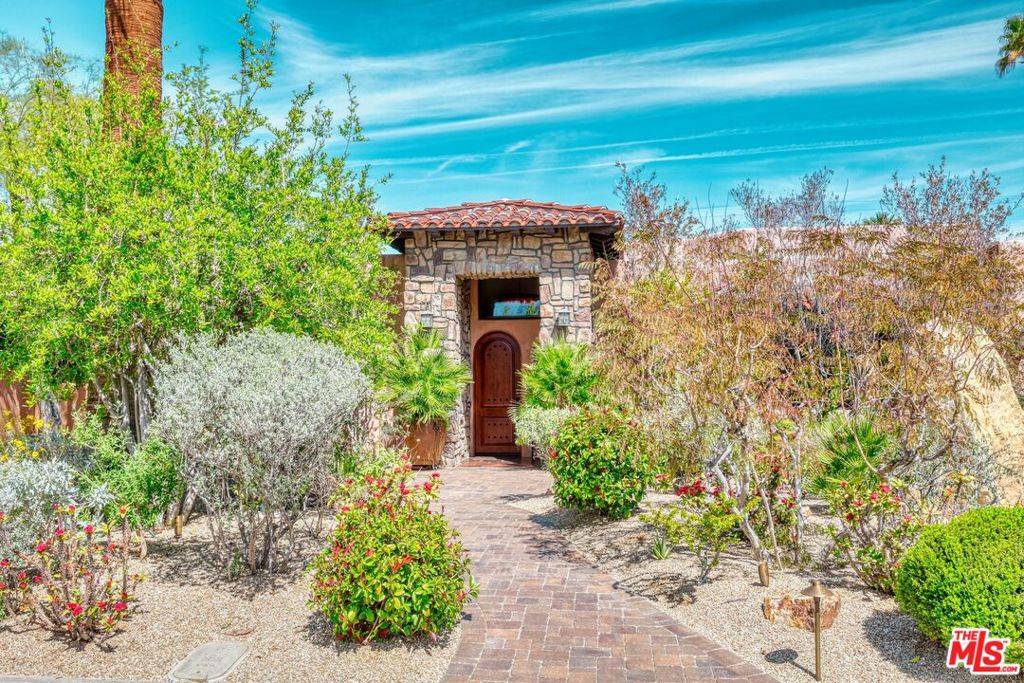 Palm Springs, CA 92264,248 E Palo Verde AVE