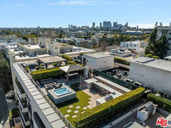 432 N Oakhurst DR #504, Beverly Hills, CA 90210