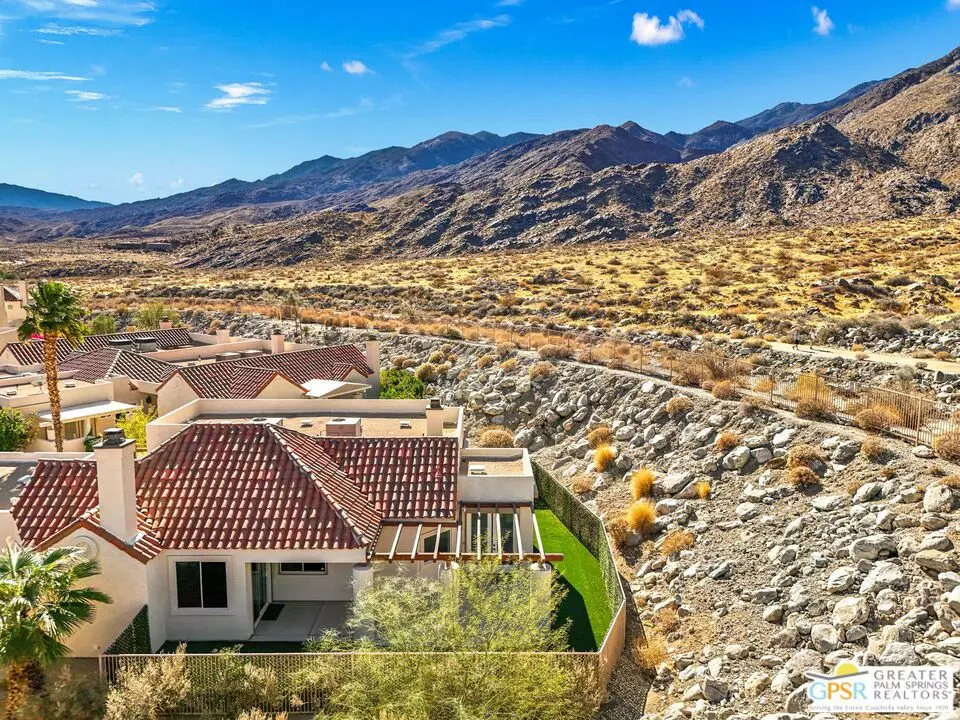 Palm Springs, CA 92264,2896 Medina CT