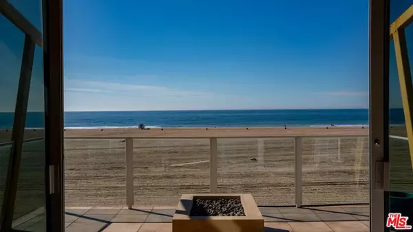 Santa Monica, CA 90401,1351 Palisades Beach RD #400