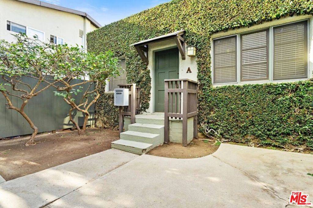 Santa Monica, CA 90401,1511 12th ST