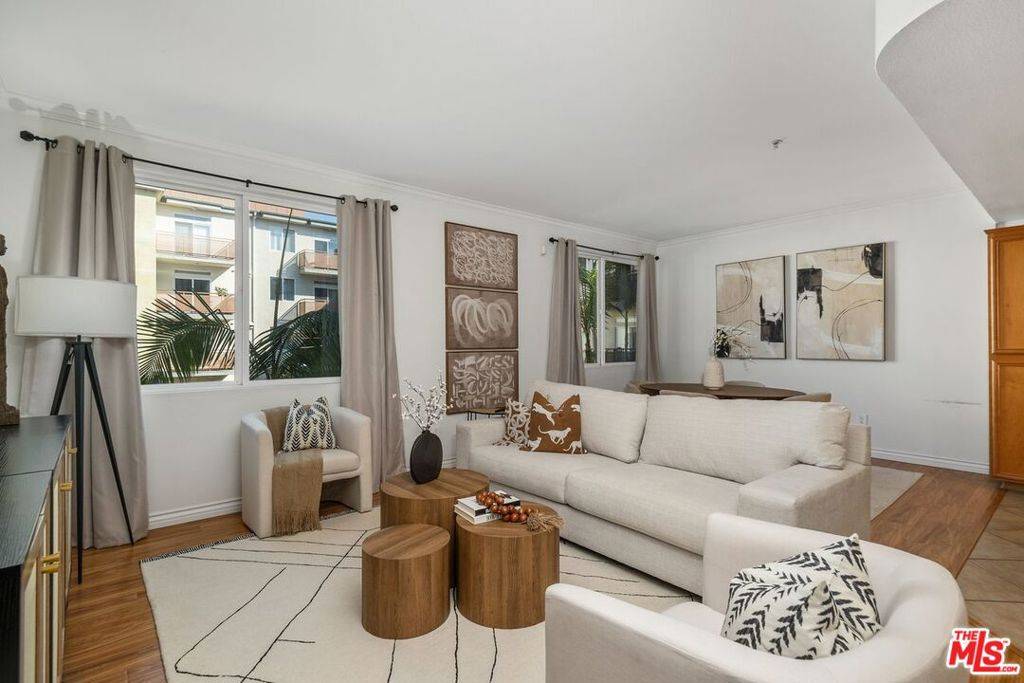 Playa Vista, CA 90094,13200 Pacific Promenade #237