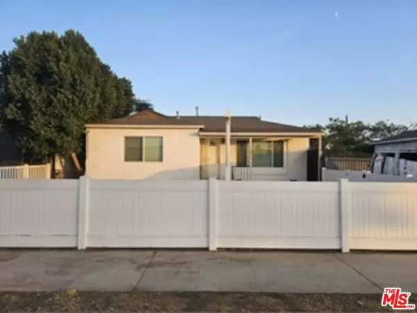 Sun Valley, CA 91352,11050 Fleetwood ST