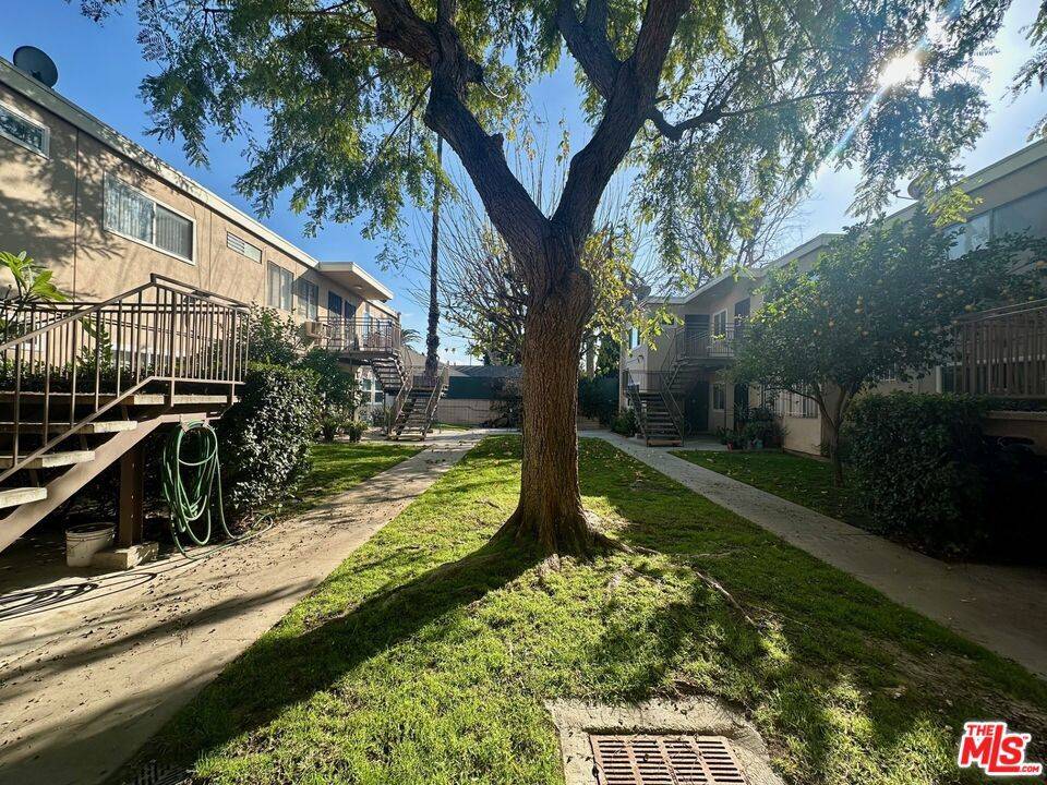 North Hollywood, CA 91605,7133 Coldwater Canyon AVE #14