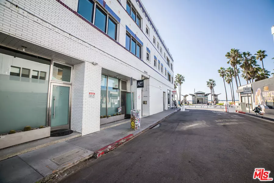 8 Brooks AVE #2, Venice, CA 90291