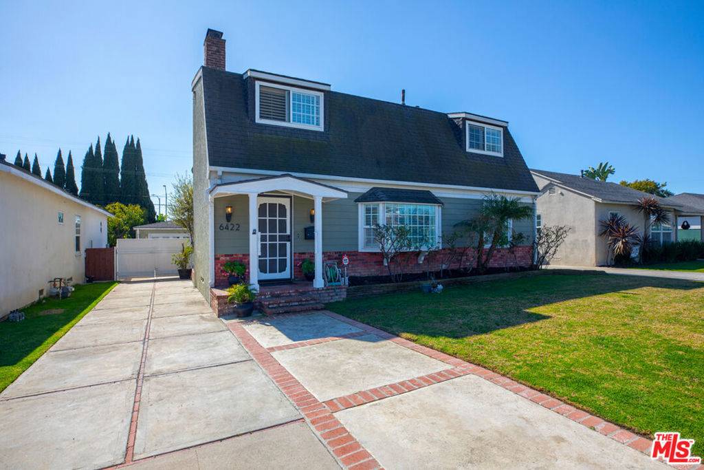 Los Angeles, CA 90045,6422 W 87th PL