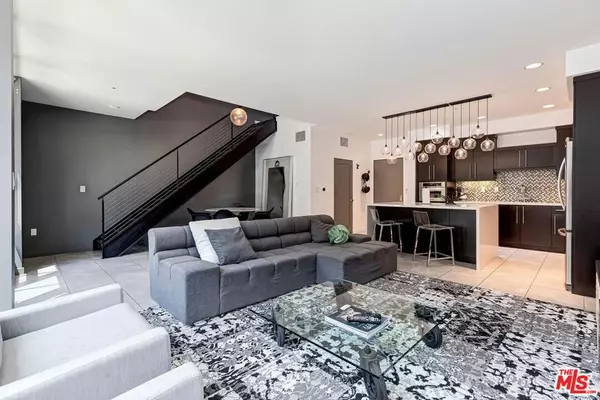 13045 Pacific #107, Los Angeles, CA 90094