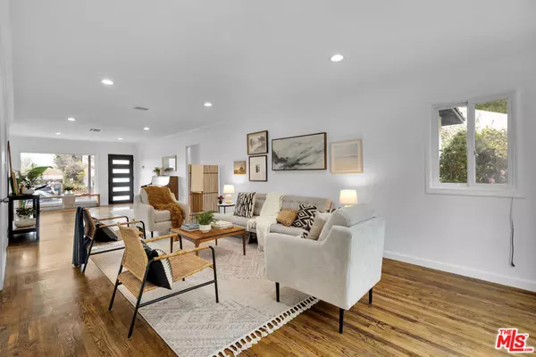 Sun Valley, CA 91352,10430 Flowerdale CT