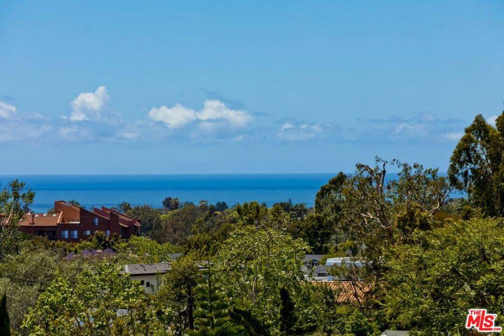 14930 Mc Kendree AVE, Pacific Palisades, CA 90272