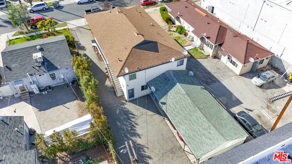 Burbank, CA 91504,2250 N Frederic ST
