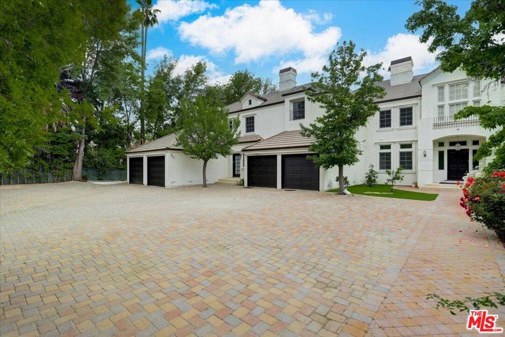 Tarzana, CA 91356,5435 Donna AVE