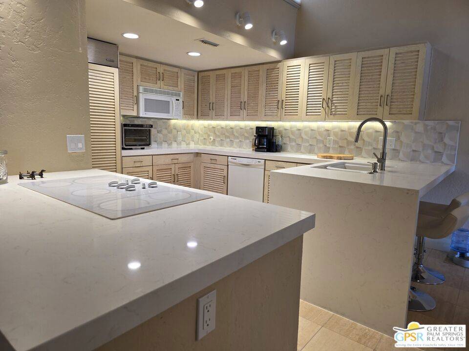 Rancho Mirage, CA 92270,34680 Mission Hills DR