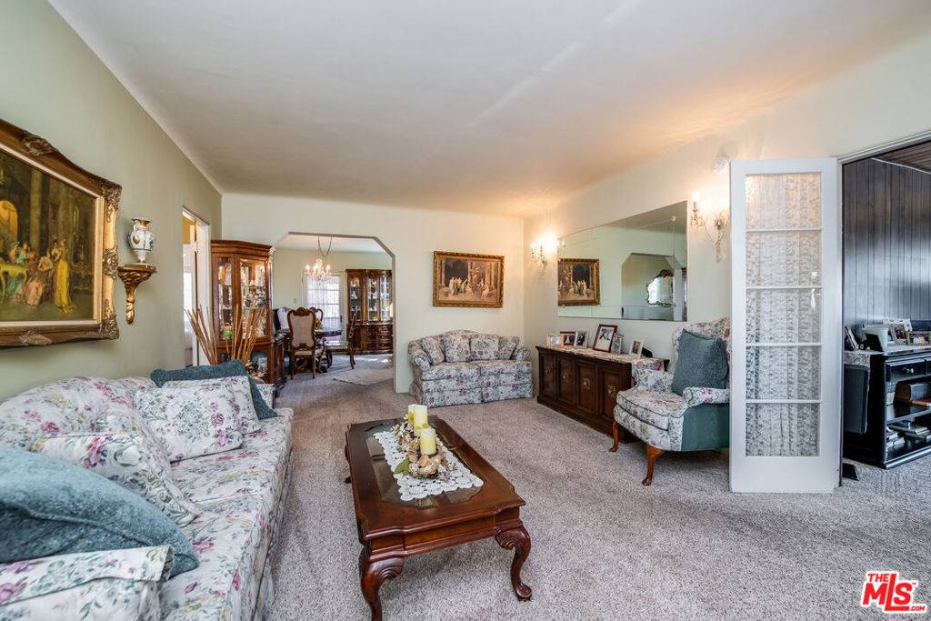 Los Angeles, CA 90012,1133 1135 Sunvue PL