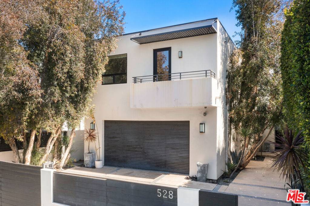 528 N Crescent Heights BLVD, Los Angeles, CA 90048