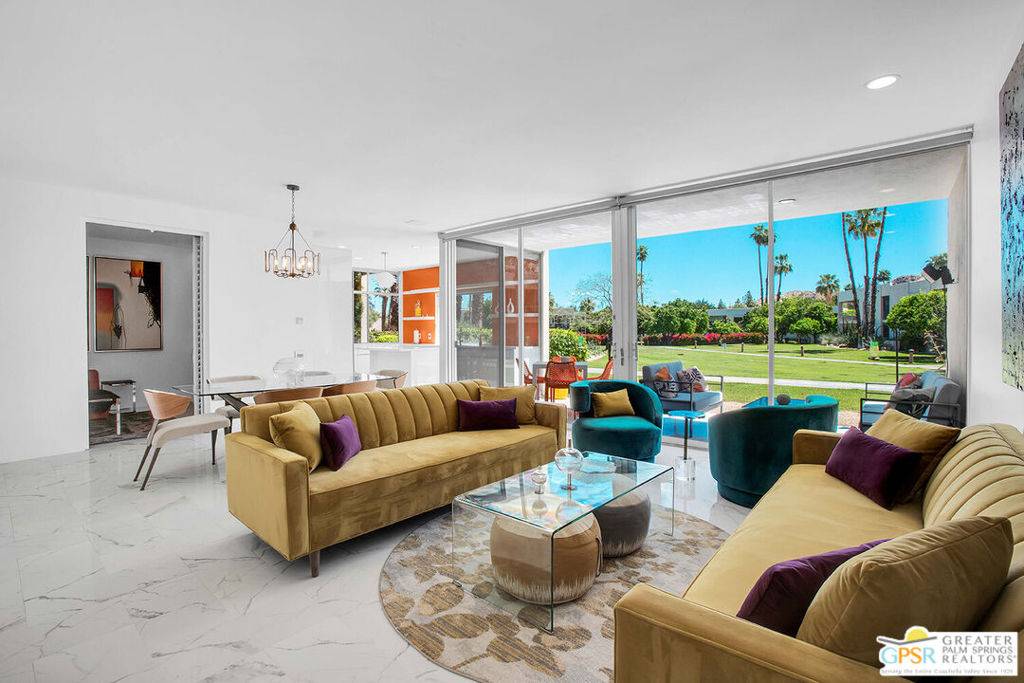469 Desert Lakes DR, Palm Springs, CA 92264